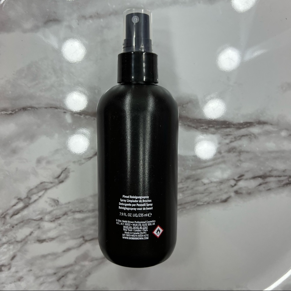 Bobbi Brown Brush Cleaning Spray - Picture 2 of 3